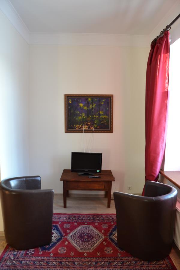 Hotel Grasu Pils Cesvaine Extérieur photo
